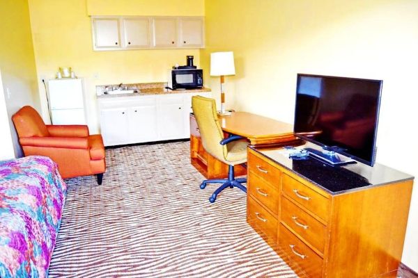 Flagship Inn And Suites (Groton)